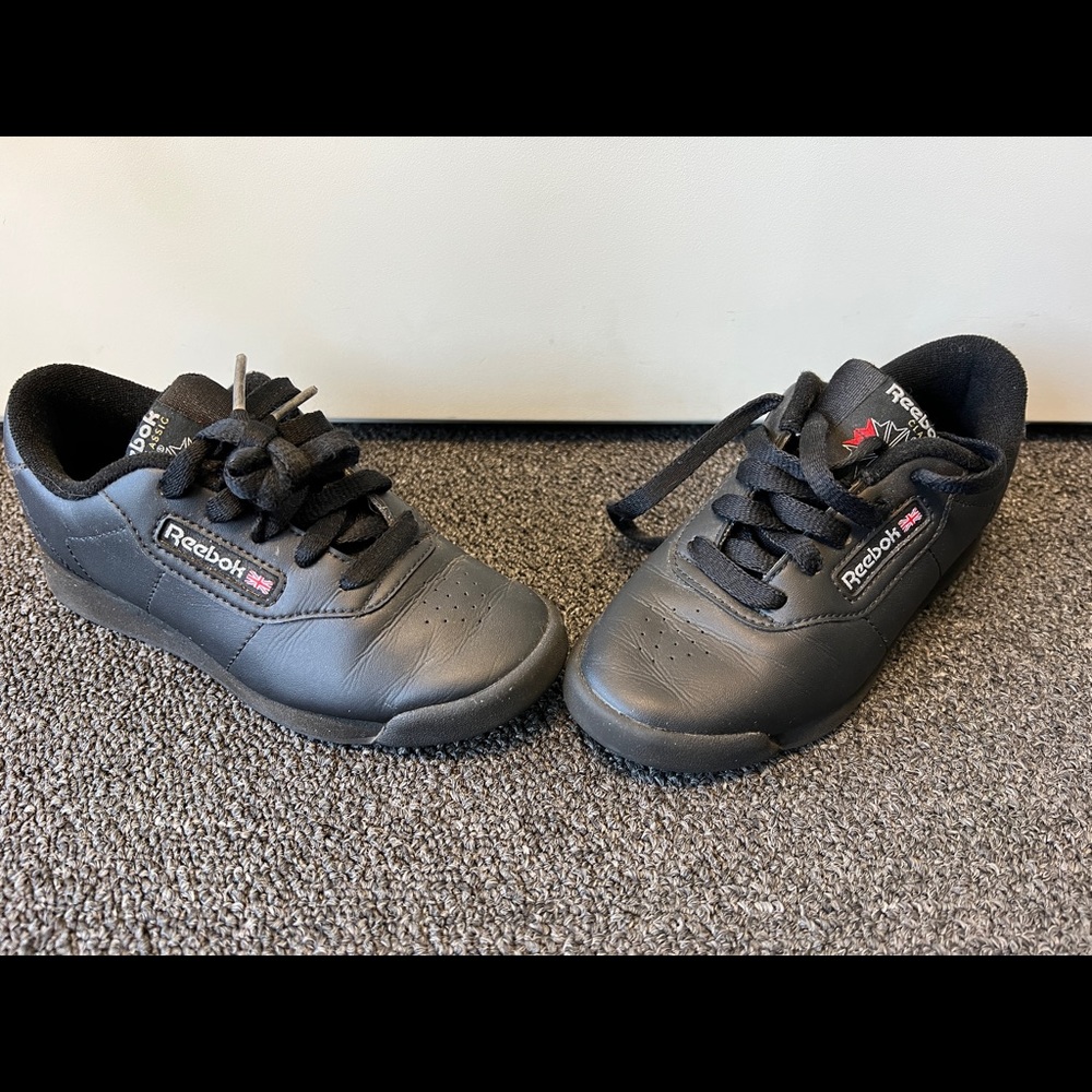 Reebok Kids size 12-1/2 black